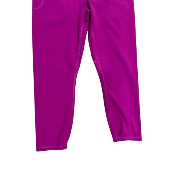 Under Armour Cropped Purple Leggings Size Large - Picture 3 of 4